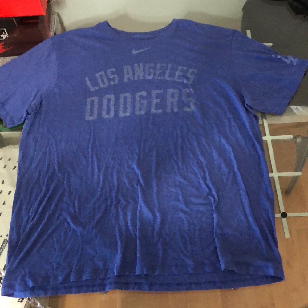 Nike dodgers shirt